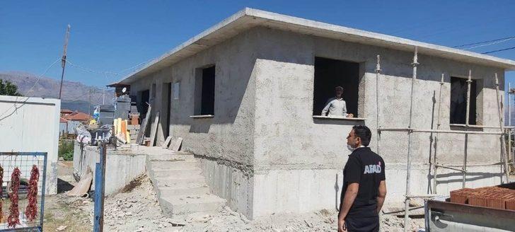 Acıpayam’da 5,5 büyüklüğündeki depremin yaraları sarılıyor G1