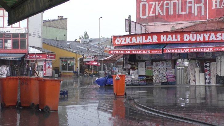 Sağanak yağış Ağrı’yı etkisi altına aldı G3