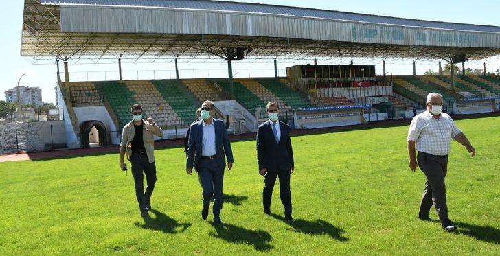 Vali Mahmut Çuhadar spor tesislerini inceledi G1