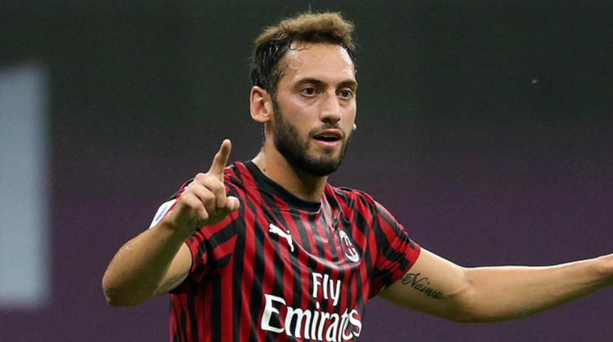 Milan'dan Hakan Çalhanoğlu'na yeni sözleşme önerisi