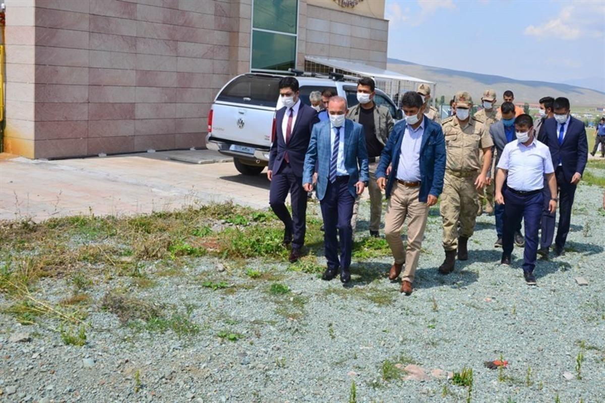 Vali &Ouml;ner, G&ouml;le il&ccedil;esinde inceleme ve değerlendirmelerde bulundu