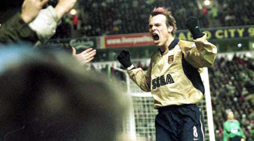 Fredrik Ljungberg Arsenal'deki g&ouml;revinden istifa etti