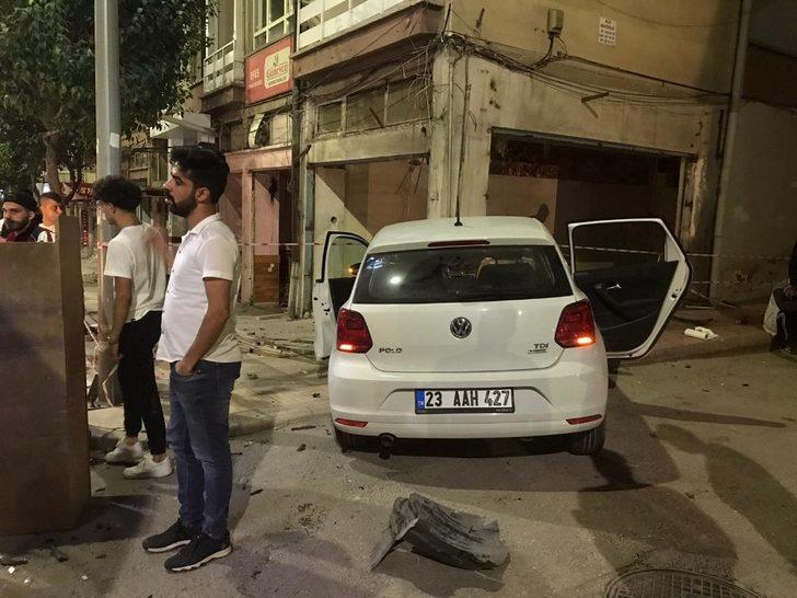 Elazığ’da trafik kazası: 2 yaralı G4