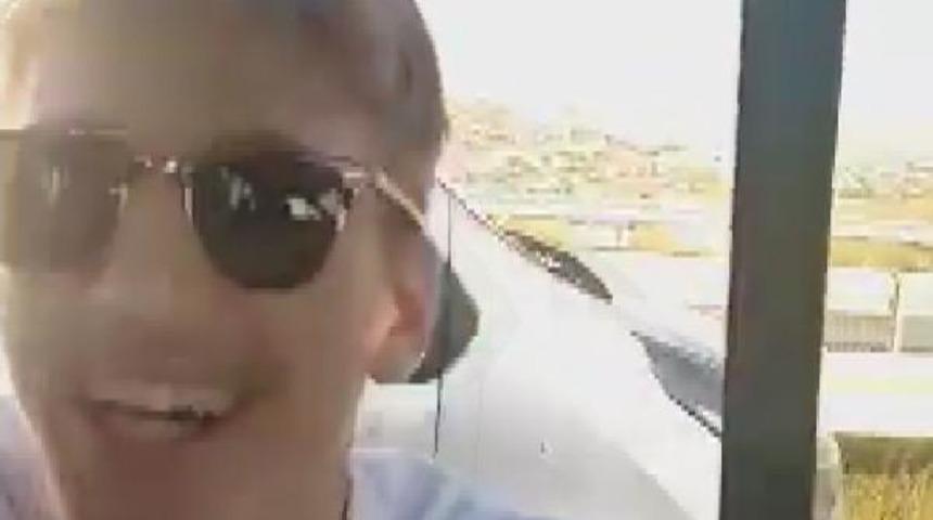 Trafikte dehşet saçan çakarlı maganda aracını satışa çıkardı