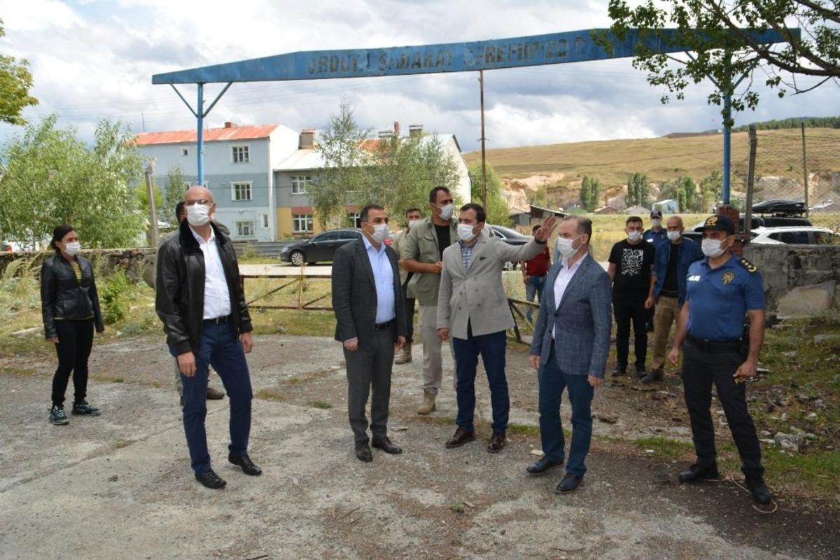 Vali &Ouml;ks&uuml;z, Sarıkamış &rsquo;ta bir takım incelemelerde bulundu