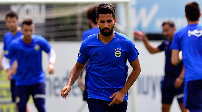 Alper Potuk Beşiktaş'a &ouml;nerildi