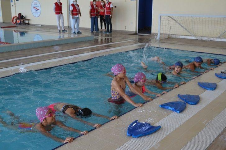 Kızılay ile gençler sporda el ele G4