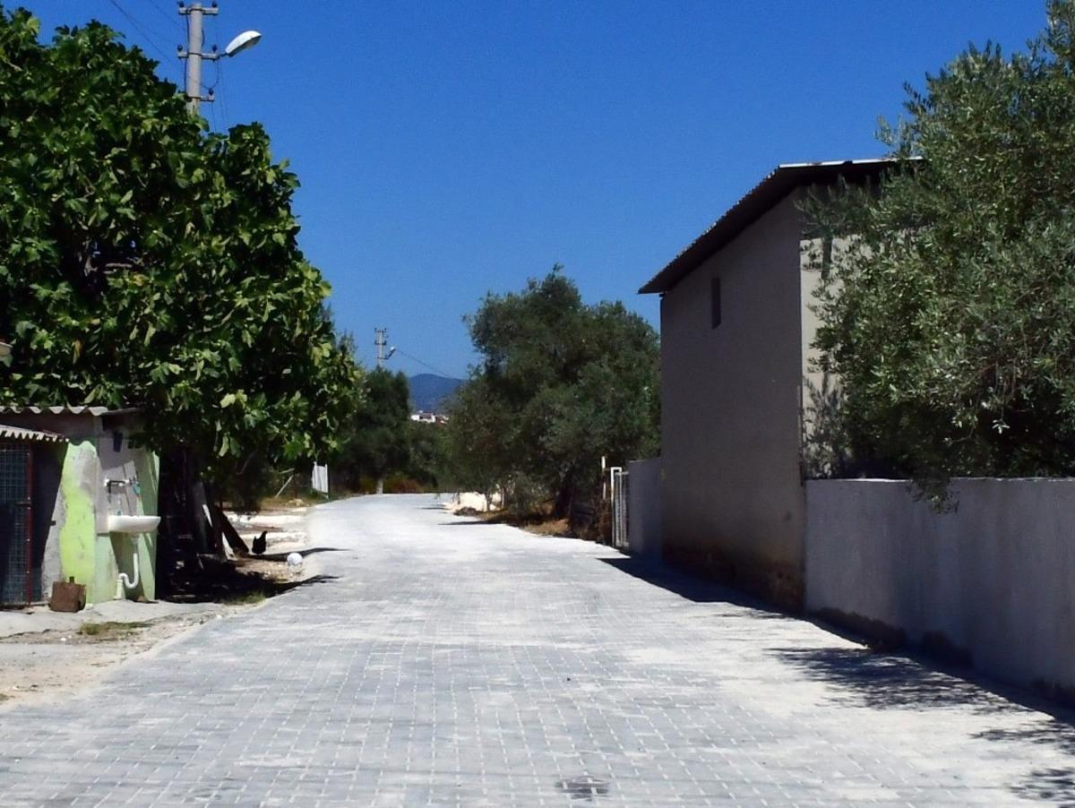 Yatağan&rsquo;da yol &ccedil;alışmaları devam ediyor