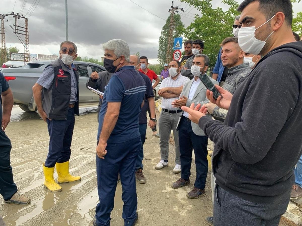Başkan Say, sel b&ouml;lgesinde incelemelerde bulundu