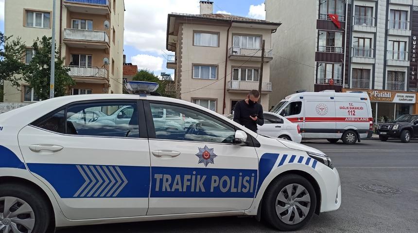 Sivas'ta ş&uuml;pheli &ouml;l&uuml;m! Boğazından bı&ccedil;aklanmış halde bulundu