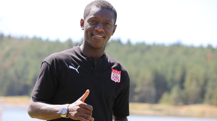 Max Gradel: G&uuml;zel bir atmosfer yaşatmak i&ccedil;in geldim