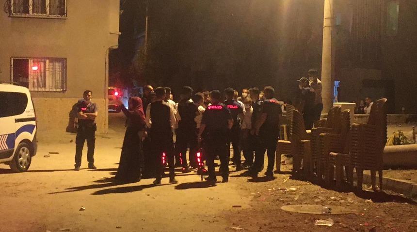 Denizli'de d&uuml;ğ&uuml;n karıştı! Gelin hastanelik oldu