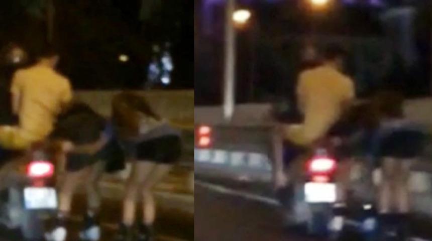 Motosiklete tutunan patenli iki genç kızın tehlikeli yolculuğu