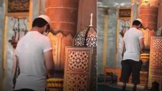 Ayasofya Camii’nde protez ayaklarıyla namaz kılan gencin görüntüleri duygulandırdı