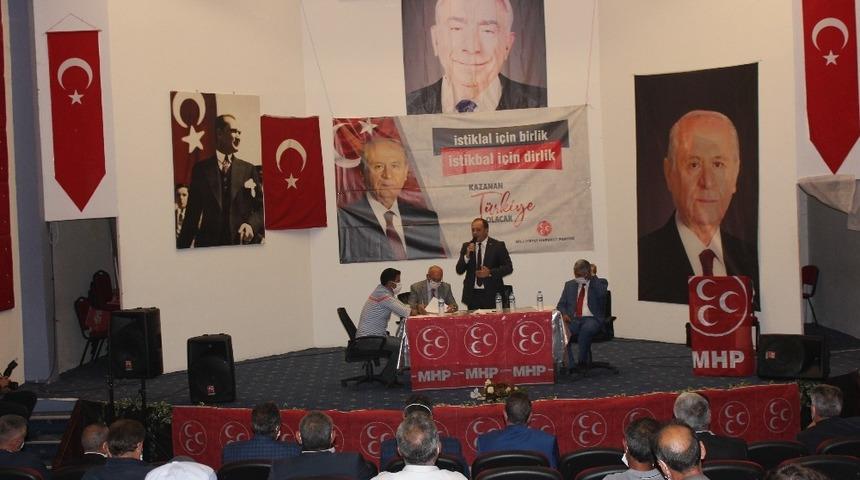 MHP ilçe kongrelerine Narman ile devam etti