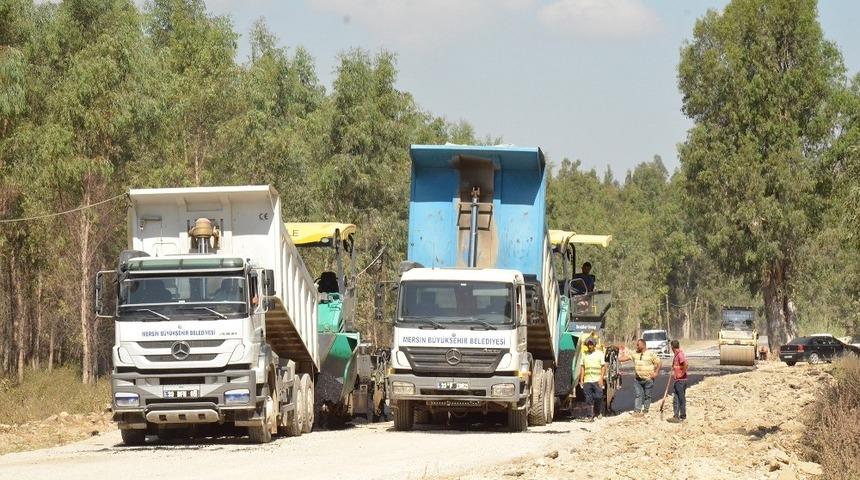 Tarsus&rsquo;ta grup yollarında asfalt &ccedil;alışması yapılıyor