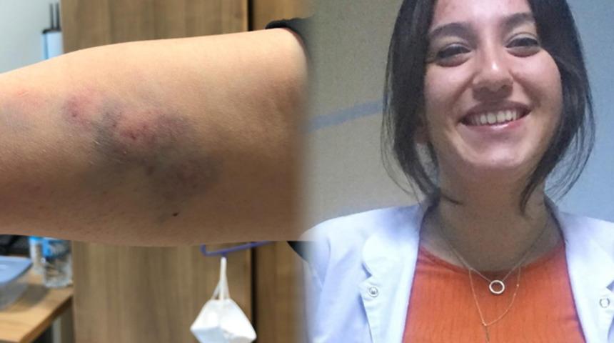 Artvin'de koronavir&uuml;s hastasından doktora şiddet!