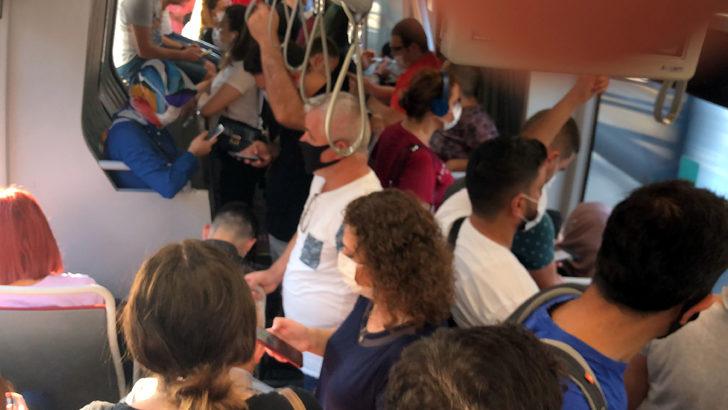 'Sosyal mesafe' hiçe sayıldı! İşte ilk iş günü ortaya çıkan manzara G1