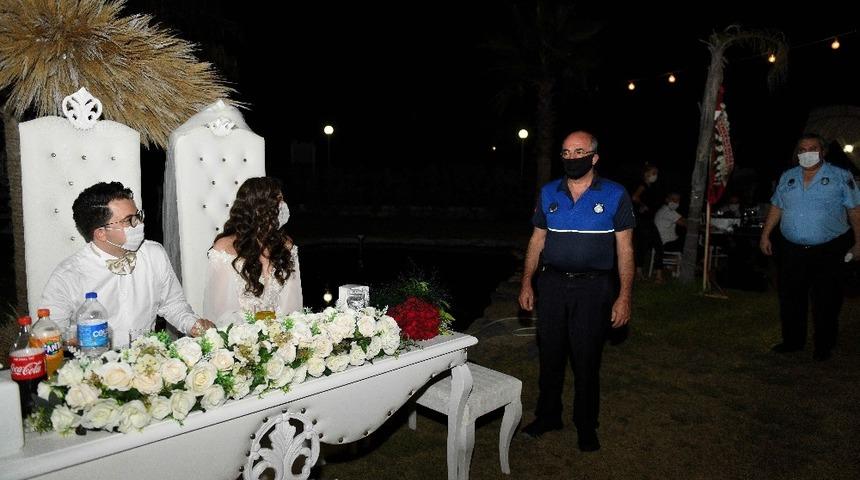 D&uuml;ğ&uuml;nlerde korona vir&uuml;s denetimi