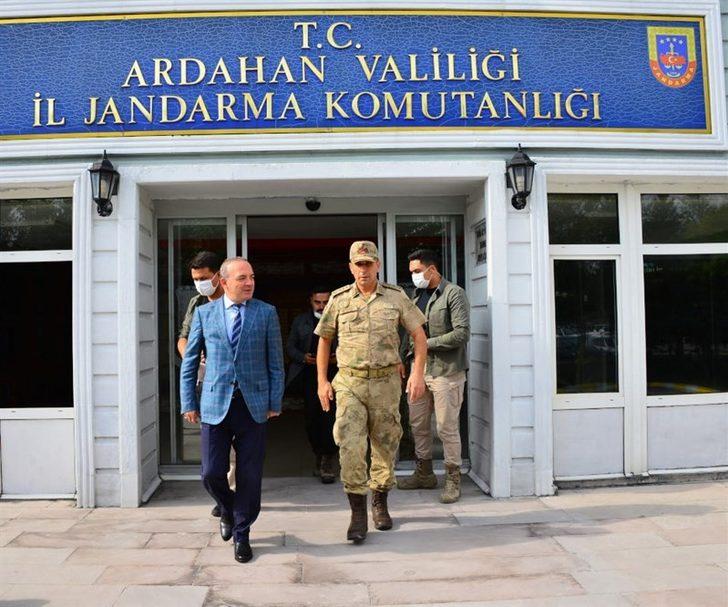 Vali Hüseyin Öner, İl Jandarma Komutanı Albay Ali Naci Aldemir’e hayırlı olsun ziyaretinde bulundu G5