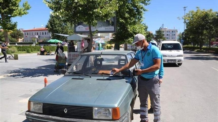 Niğde’de Bankalar Caddesinde Park Yasağı Kaldırıldı, Parkomat Getirildi
