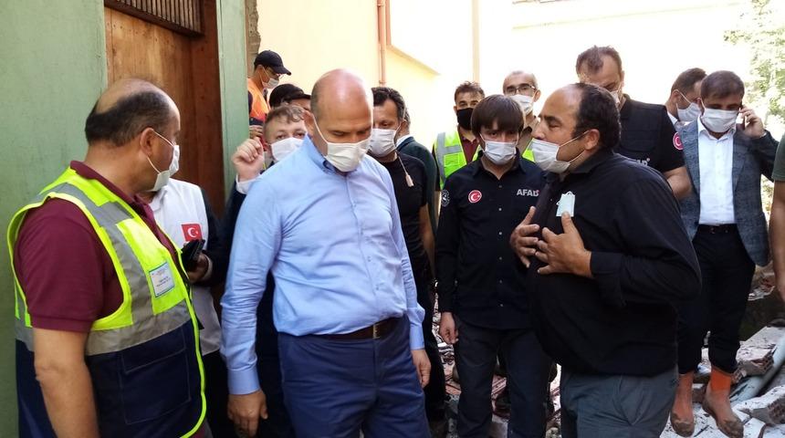 S&uuml;leyman Soylu Giresun'daki sel felaketine ilişkin son bilgileri paylaştı