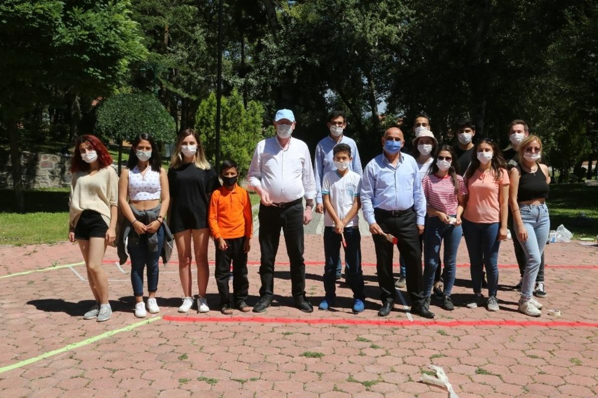 Kazım Kurt ATOP etkinliğinde &ccedil;ocuklarla buluştu