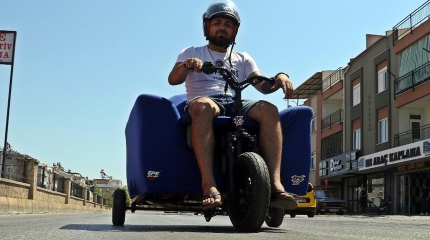 Antalya'da oto aksesuarcı koltuktan motosiklet yaptı