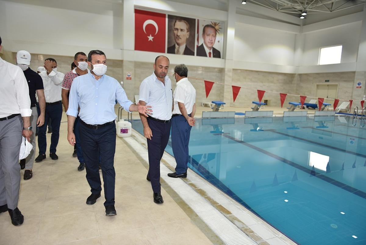 Y&uuml;reğir&rsquo;de kapalı y&uuml;zme havuzuna kayıtlar başladı