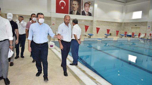 Yüreğir’de kapalı yüzme havuzuna kayıtlar başladı