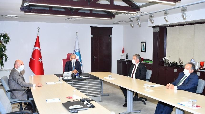 B&uuml;y&uuml;kkılı&ccedil;&rsquo;tan &rsquo;Pandemi&rsquo; Zirvesi