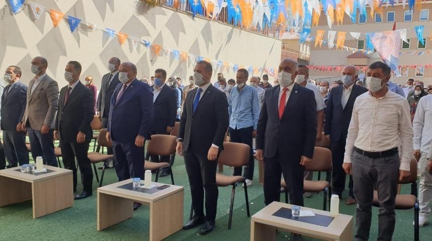 AK Parti&rsquo;nin Tercan, &Uuml;z&uuml;ml&uuml;, İli&ccedil; ve Refahiye il&ccedil;e kongreleri yapıldı