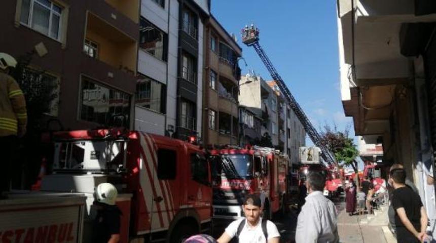 İstanbul Bayrampaşa'da korkutan yangın!