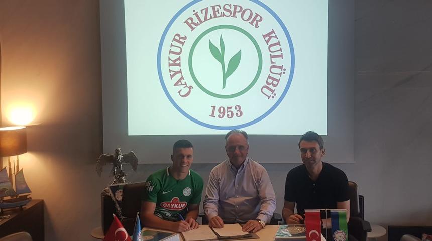 Çaykur Rizespor, Konrad Michalak ile anlaştı