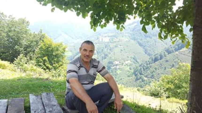 Kestiği ağaç üzerine devrildi! Kahreden olay