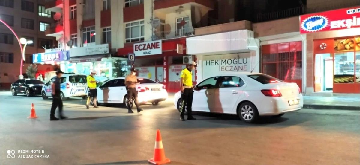 Sungurlu&rsquo;da maske, sosyal mesafe ve kontroll&uuml; yaşam denetimi