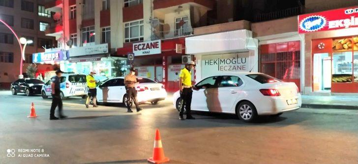 Sungurlu’da maske, sosyal mesafe ve kontrollü yaşam denetimi G1