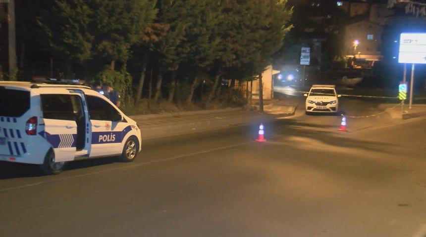 Ümraniye'de kaldırımda oturanlara ateş açıldı