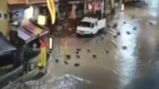 Giresun'daki sel felaketi böyle görüntülendi: Dere geliyor