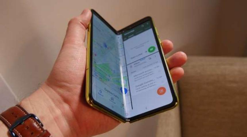 Uygun fiyatlı Galaxy Z Fold Lite geliyor!