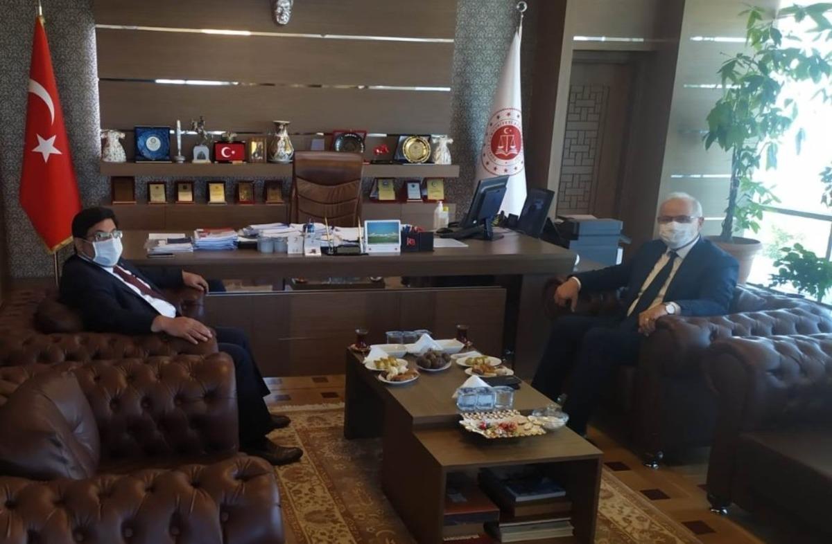OM&Uuml; Rekt&ouml;r&uuml; &Uuml;nal&rsquo;dan Cumhuriyet Başsavcısı Kılı&ccedil;&rsquo;a ziyaret