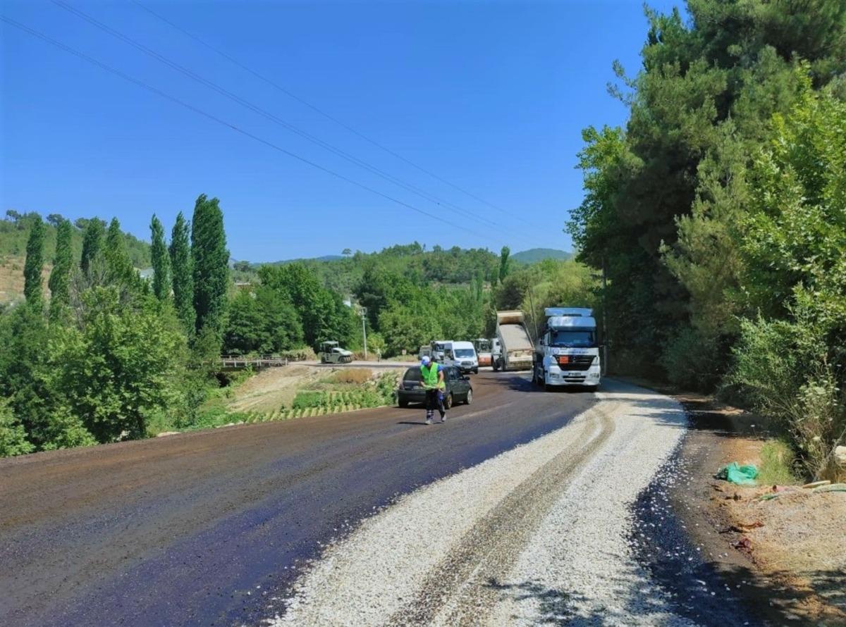 &Ccedil;ayboyu, Yeşilk&ouml;y ve Kurucuova yolları asfaltlandı