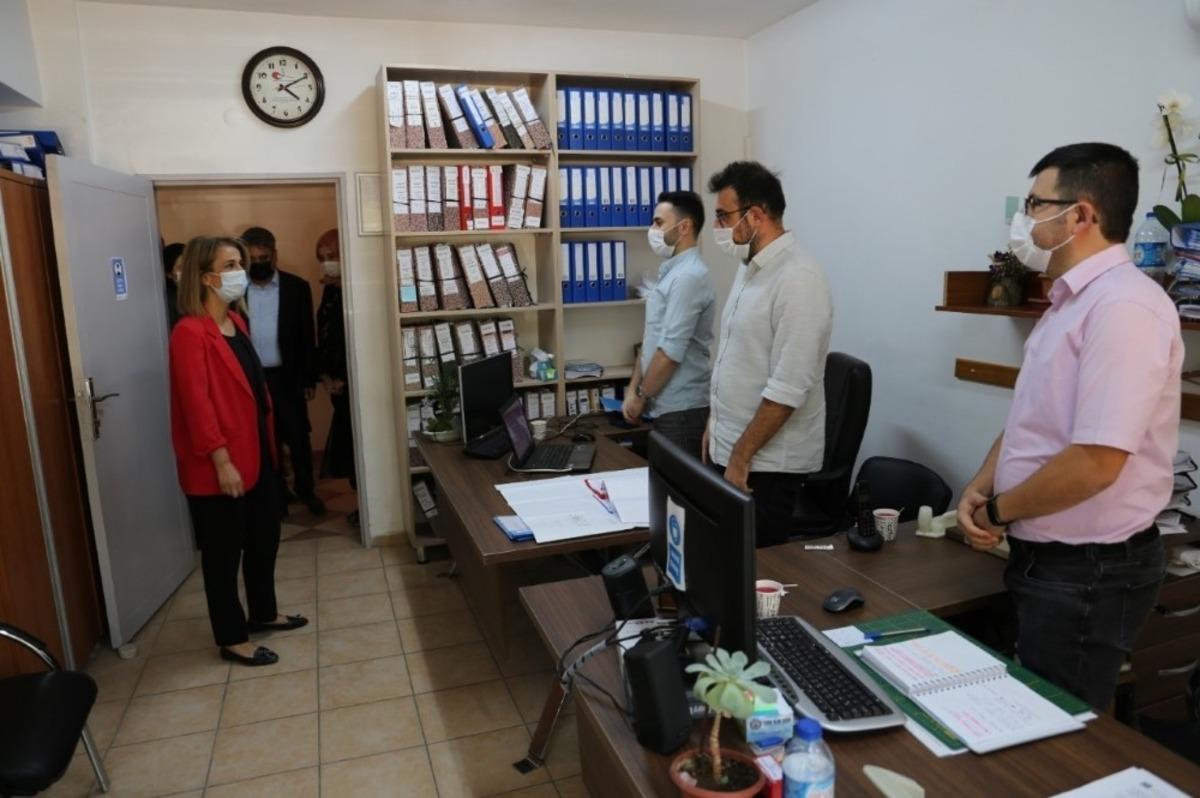 Vali Becel, İl &Ouml;zel İdaresini ziyaret etti