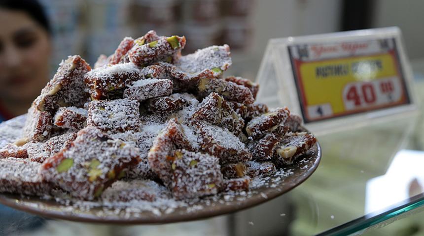 Çocukluk Günlerini Hatırlatacak Pratik Bir Tarif: Cezerye Tarifi