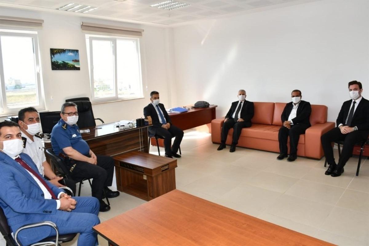 Vali Yıldırım M&uuml;lkiye M&uuml;fettişleri ile g&ouml;r&uuml;şt&uuml;