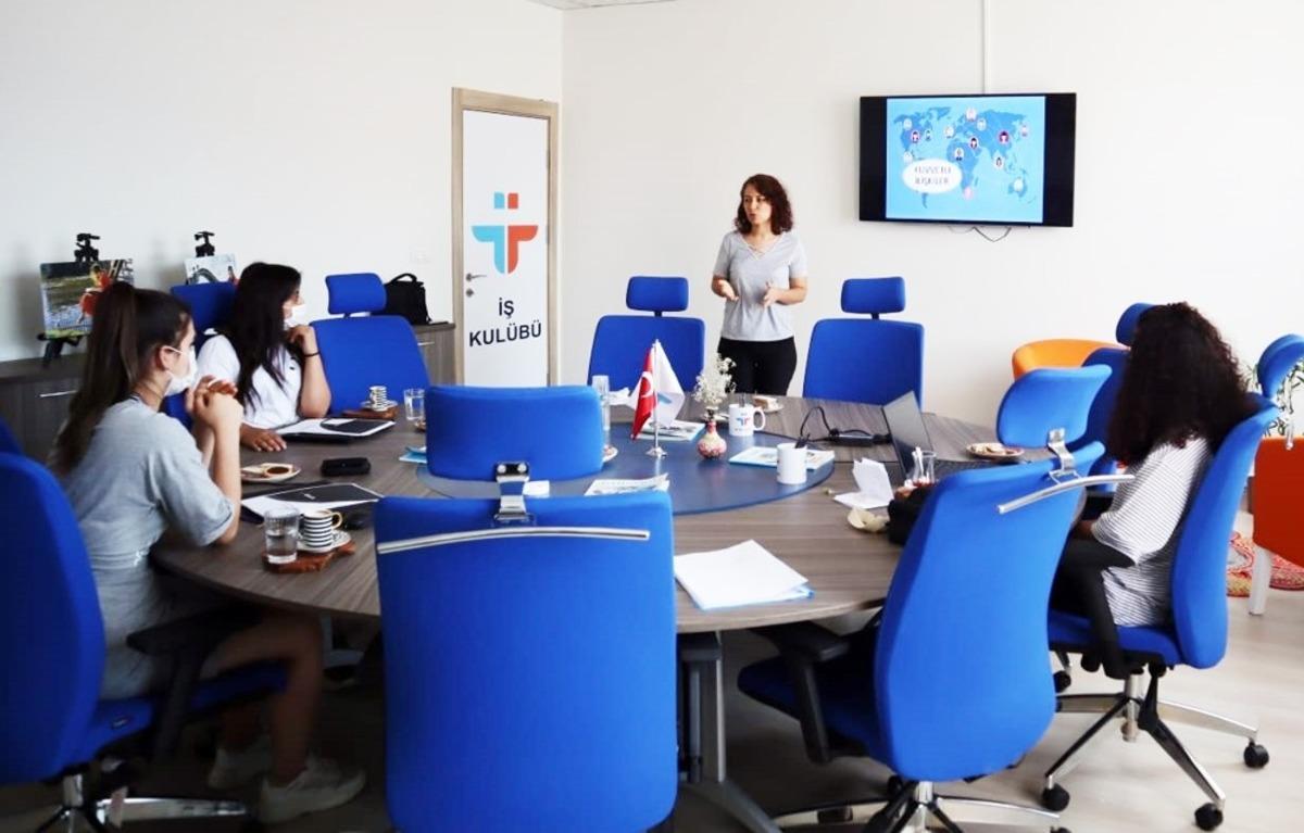 &lsquo;Bir meslek, bir gelecek&rsquo; projesi