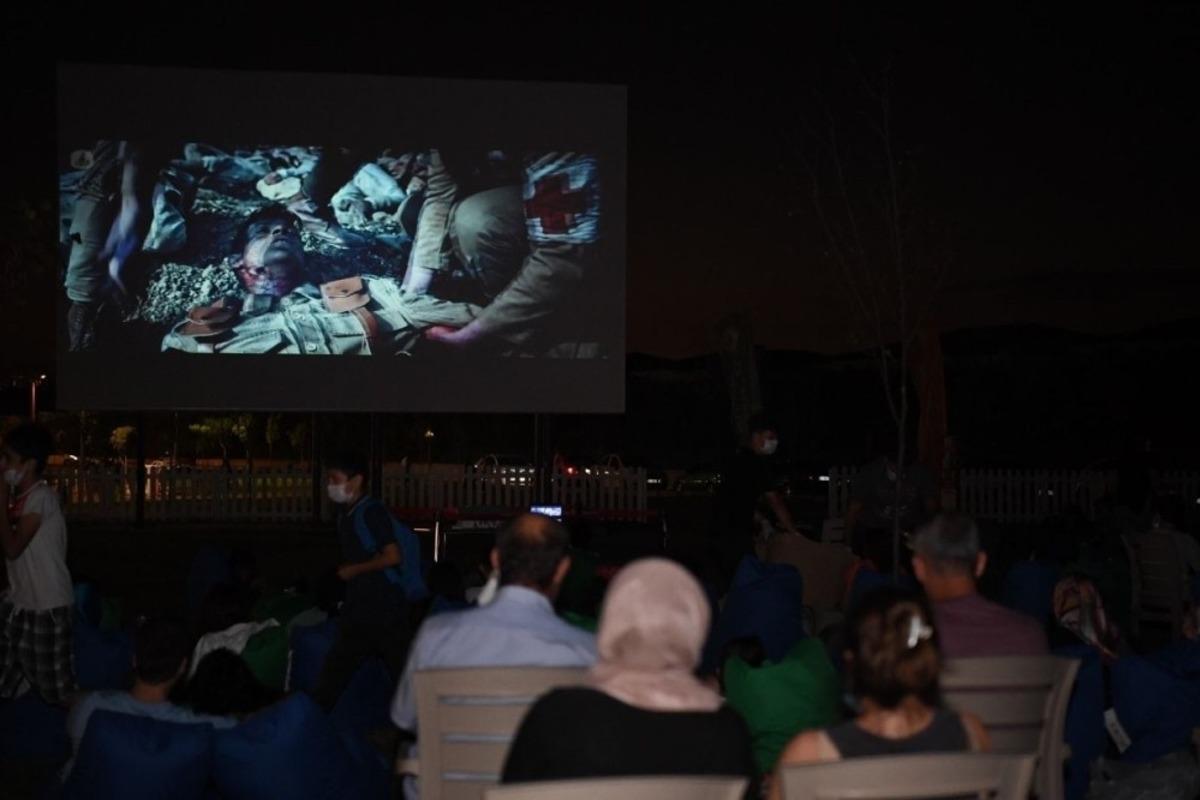 Kartepe Yazlık Sinema G&uuml;nleri&rsquo;ne b&uuml;y&uuml;k ilgi