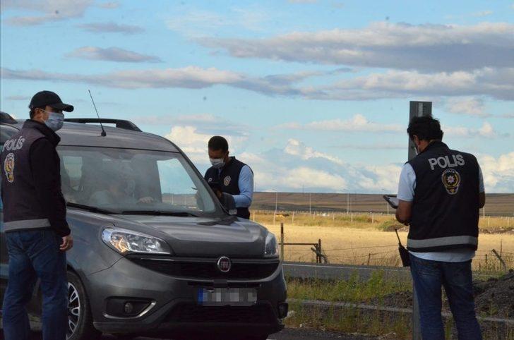 Kars’ta güvenlik kontrolleri sürüyor G1