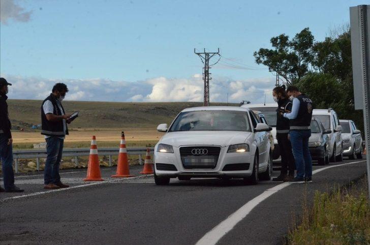 Kars’ta güvenlik kontrolleri sürüyor G3