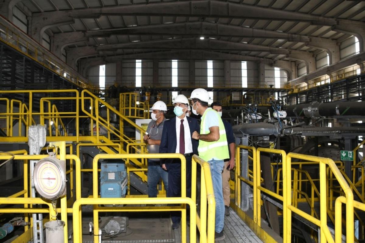 Vali &Ccedil;uhadar&rsquo;dan bakır madeninde inceleme